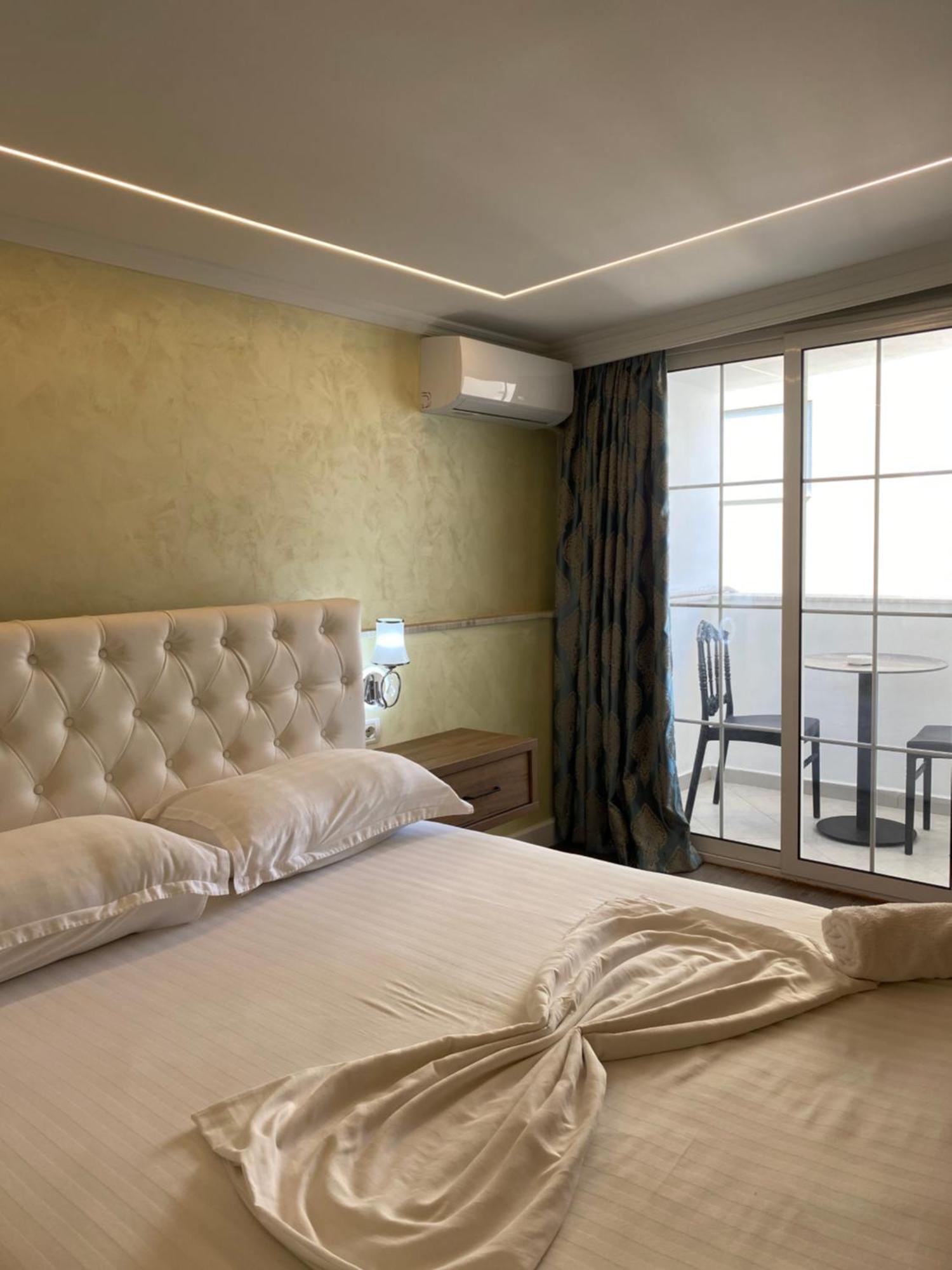 Bliss Boutique Hotel Дуррес Экстерьер фото